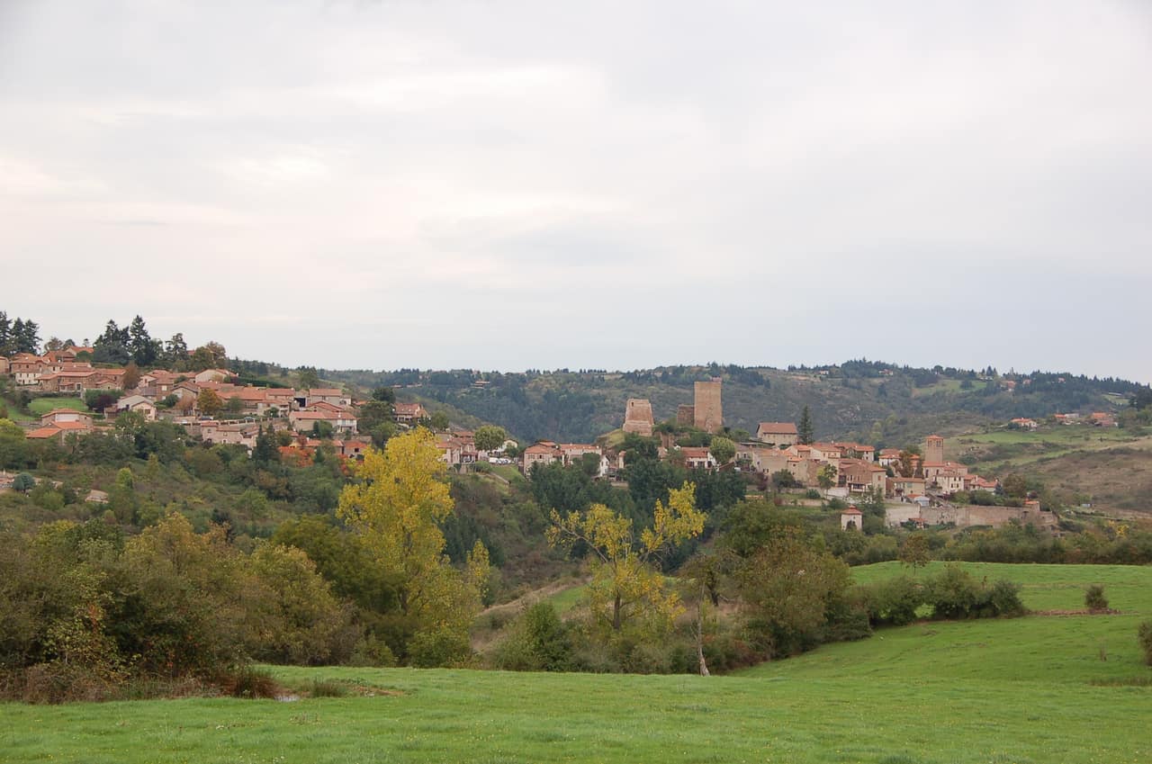Saint-Jean-Saint-Maurice-sur-Loire au-dessus des gorges de la Loire